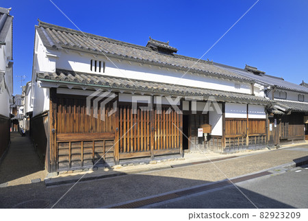 Former Yoneya Family Residence Imai-cho Traditional Buildings Preservation District (Imai-cho, Kashihara City, Nara Prefecture) Former Yoneya Family Residence Imai-cho Traditional Buildings Preservation District (Imai-cho, Kashihara City, Nara Prefecture) 82923209
