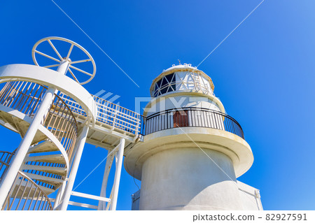 Nanki Oshima (October Kashinozaki Lighthouse, sunny day) Nanki Oshima (October Kashinozaki Lighthouse, sunny day) 82927591