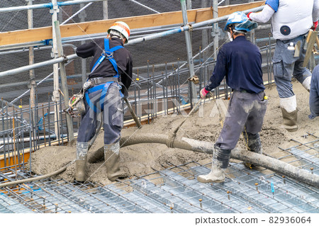 Concrete casting, pumping, driving, flexible hose 82936064