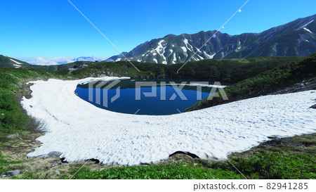 富山縣立山禦栗池 82941285