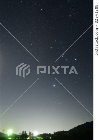 Mukawa-cho, Hokuto City, Orion rising in the southeastern sky and the Winter Triangle 82941289