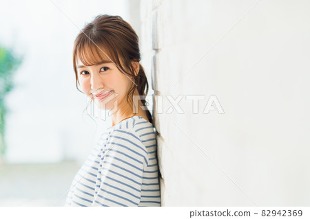 Beauty of young women Beauty of young women 82942369