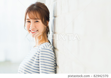 Beauty of young women 82942370