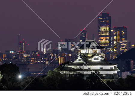 《Aichi Prefecture》 Skyscrapers and night views of Inuyama Castle and central Nagoya 82942891