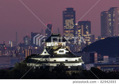《Aichi Prefecture》 Skyscrapers and night views of Inuyama Castle and central Nagoya 82942893