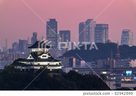 《Aichi Prefecture》 Skyscrapers and night views of Inuyama Castle and central Nagoya 82942899
