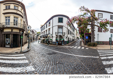 Panoramic picture over the Praca do Municipio in Funchal on the Portugese island of Madeira in summer Panoramic picture over the Praca do Municipio in Funchal on the Portugese island of Madeira in summer 82947864