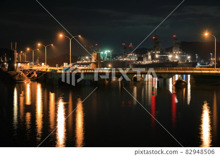 【廣島縣】從陣中看鬚子島夜景(海上自衛隊艦隊) 【廣島縣】從陣中看鬚子島夜景(海上自衛隊艦隊) 82948506