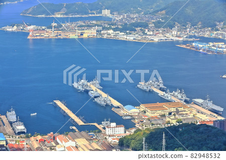 [Hiroshima Prefecture] View of Sukojima from the array (Maritime Self-Defense Force fleet) 82948532