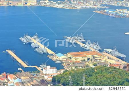 [Hiroshima Prefecture] View of Sukojima from the array (Maritime Self-Defense Force fleet) 82948551