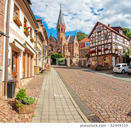 Picture of the Miltenberg city gate located non the main river bridge during daytime Picture of the Miltenberg city gate located non the main river bridge during daytime 82949159