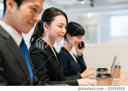 Office business person Photo cooperation: WEEK Shibadaimon (Sun Frontier Fudousan) 82950026