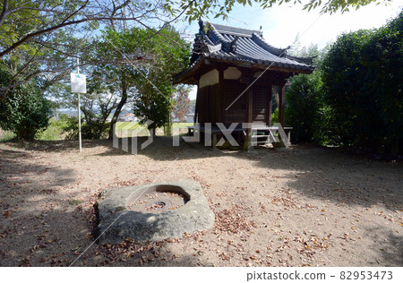 Giant Road, Giant Temple Ruins, Tower Heart Foundation and Dainichido, Gose City, Nara Prefecture 82953473