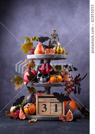 Halloween composition with autumn fruits Halloween composition with autumn fruits 82955055