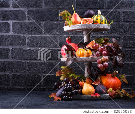 Halloween composition with autumn fruits Halloween composition with autumn fruits 82955058