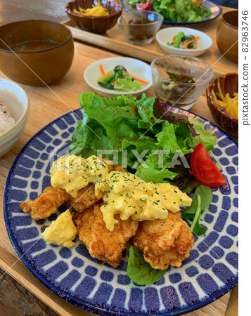 咖啡廳風味雞肉南蠻套餐 82963746