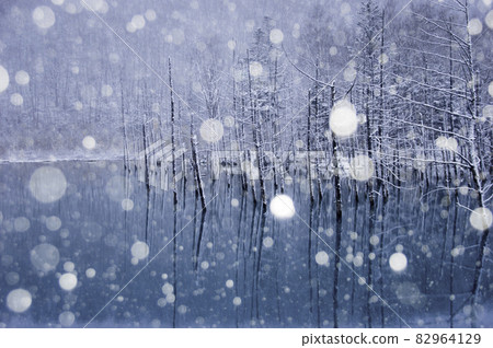 Biei Town Winter Blue Pond 82964129