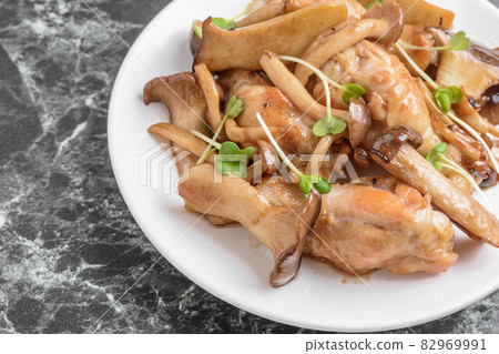 蠔油香菇雞翅 82969991