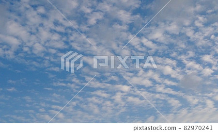 隨著雲的攻擊 隨著雲的攻擊 82970241