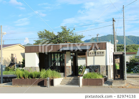 陸羽線中山平溫泉站 (1) 陸羽線中山平溫泉站 (1) 82974138