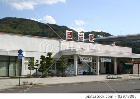 中央本線岡谷站 (1) 中央本線岡谷站 (1) 82978895