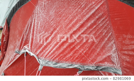 Frost down on the winter tent 82981069