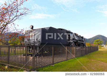 Hiroshima steam locomotive "D51 type 720" 82986068