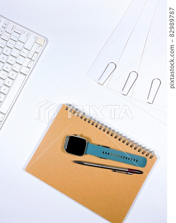 Business image desk work vertical position Business image desk work vertical position 82989787