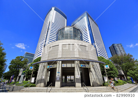 Toyosu Center Building, a cityscape of Toyosu, Koto-ku, Tokyo Toyosu Center Building, a cityscape of Toyosu, Koto-ku, Tokyo 82990910