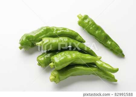 Wanpaku peppers 82991588