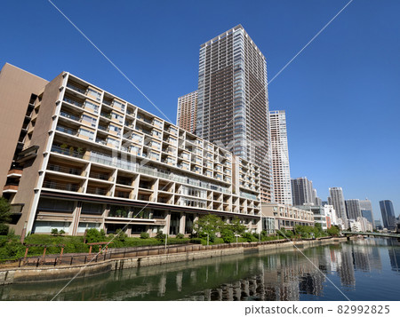 Shibaura Canal and Shibaura Island Condominium District 82992825