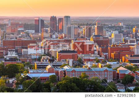 Birmingham, Alabama, USA downtown city skyline 82992863