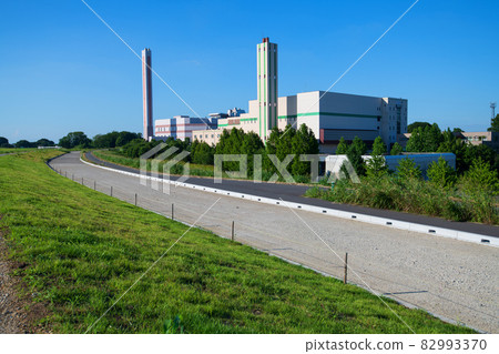 荒川沿岸、環境中心附近的風景、盛夏的風景、埼玉市、上尾市 82993370