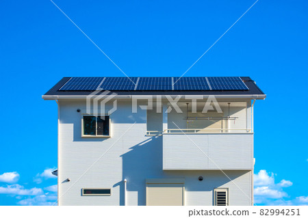 新建太陽能發電可再生能源住宅 82994251