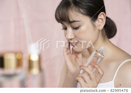 女性皮膚護理 82995478