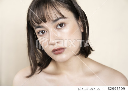 女仕女肖像 女仕女肖像 82995509
