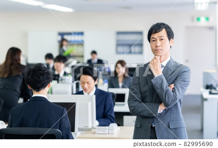 Office businessman 82995690