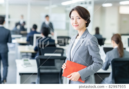 辦公室職業女性 辦公室職業女性 82997935