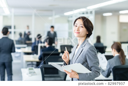 辦公室職業女性 辦公室職業女性 82997937
