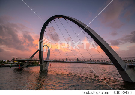 Modern design Arched bridges at Elizabeth Quay marina in Perth 83000456