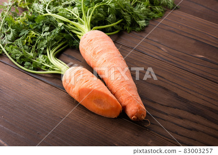 有機葉胡蘿蔔 83003257