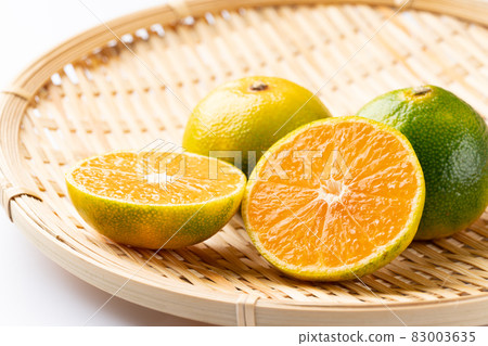 Early delivery oranges Early delivery oranges 83003635