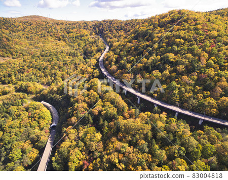 Aerial view of Asari Pass in Hokkaido in autumn Aerial view of Asari Pass in Hokkaido in autumn 83004818