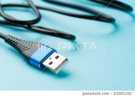 USB cable 83005202
