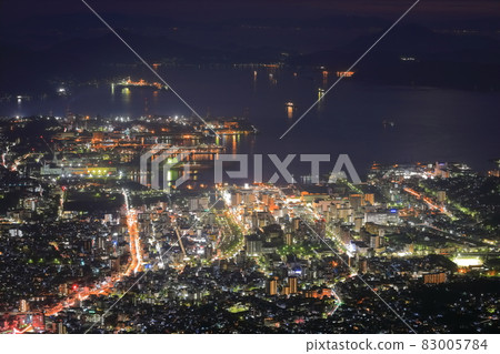 [廣島縣] 從灰峰天文台看到的吳夜景 83005784