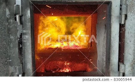 焚化爐內部 83005944