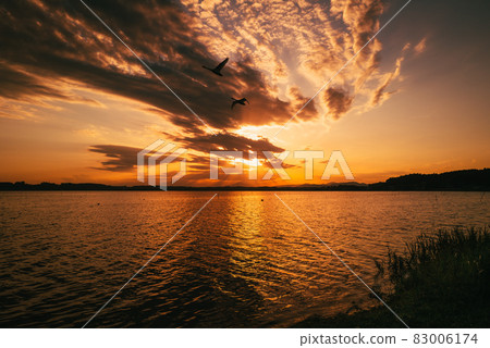 Sunset at Hinuma, Ibaraki and Mt. Tsukuba 83006174