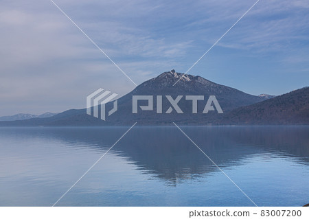 Morning view of Lake Shikotsu Morning view of Lake Shikotsu 83007200