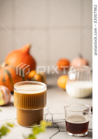 Pumpkin spice latte Pumpkin spice latte 83007962