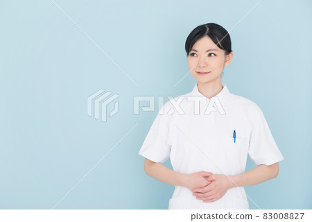 Female nurse 83008827